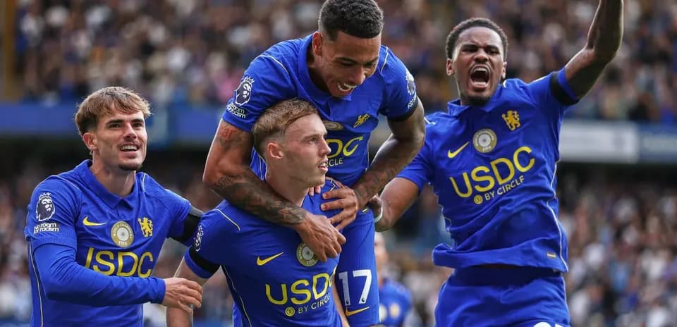 Jugadores de Chelsea celebrando un gol en el estadio