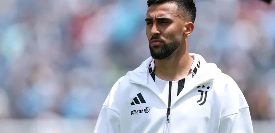 Jugador de Juventus en el campo antes del partido