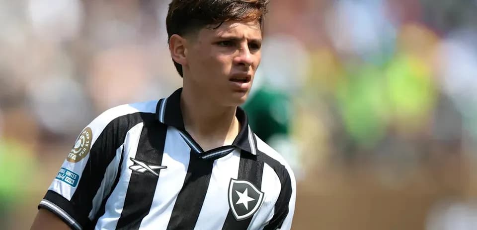 Jugador de Botafogo en acción durante el partido