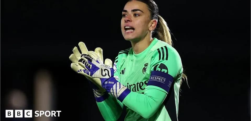 Portera del Real Madrid animando a su equipo
