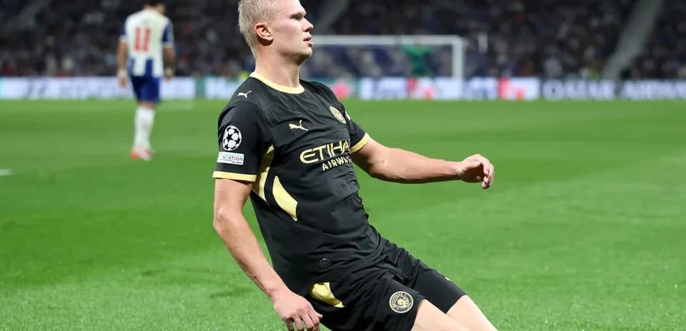 Jugador de Manchester City en acción durante el partido