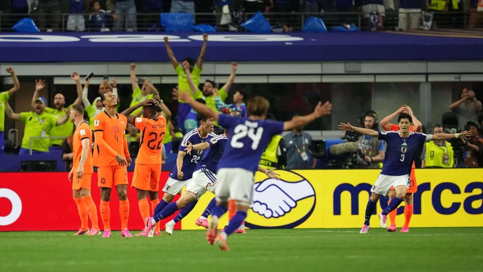 Celebración de Japón en el partido contra Países Bajos
