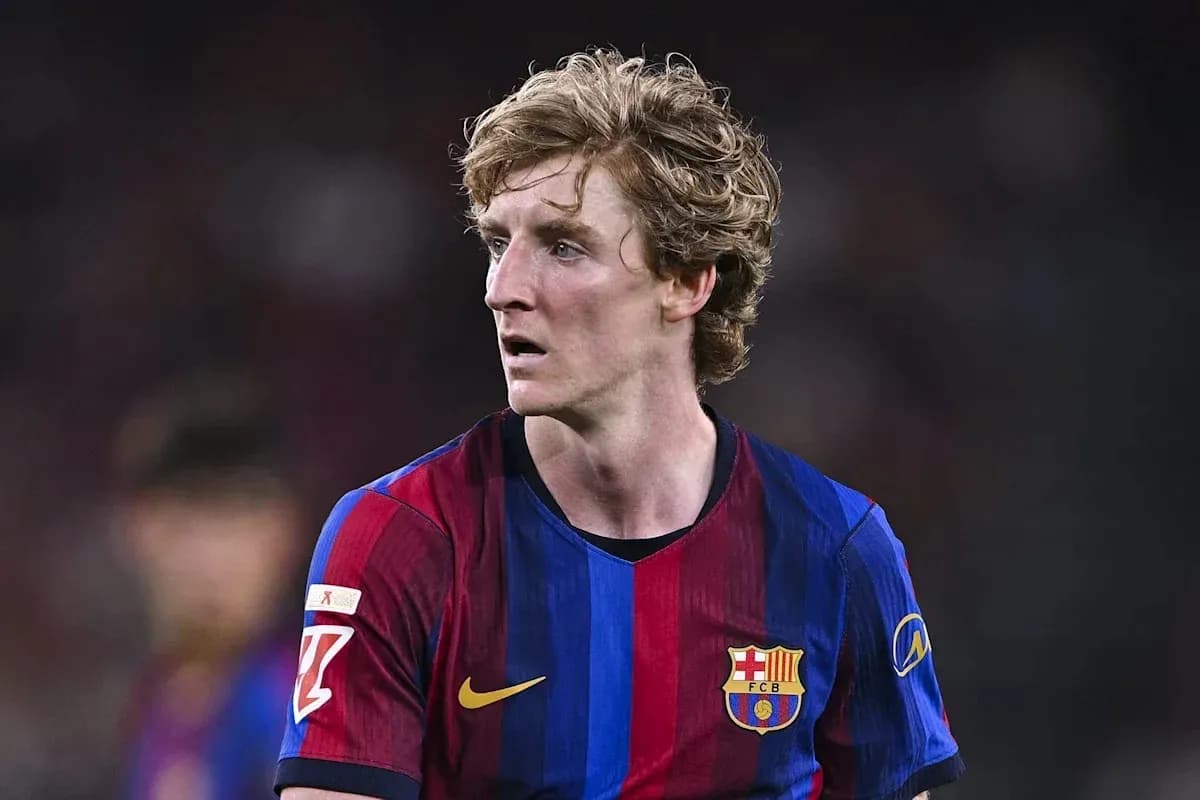 Jugador de FC Barcelona con camiseta de rayas