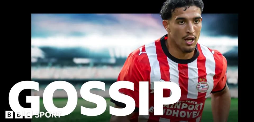 Jugador de PSV corriendo en el estadio durante un partido