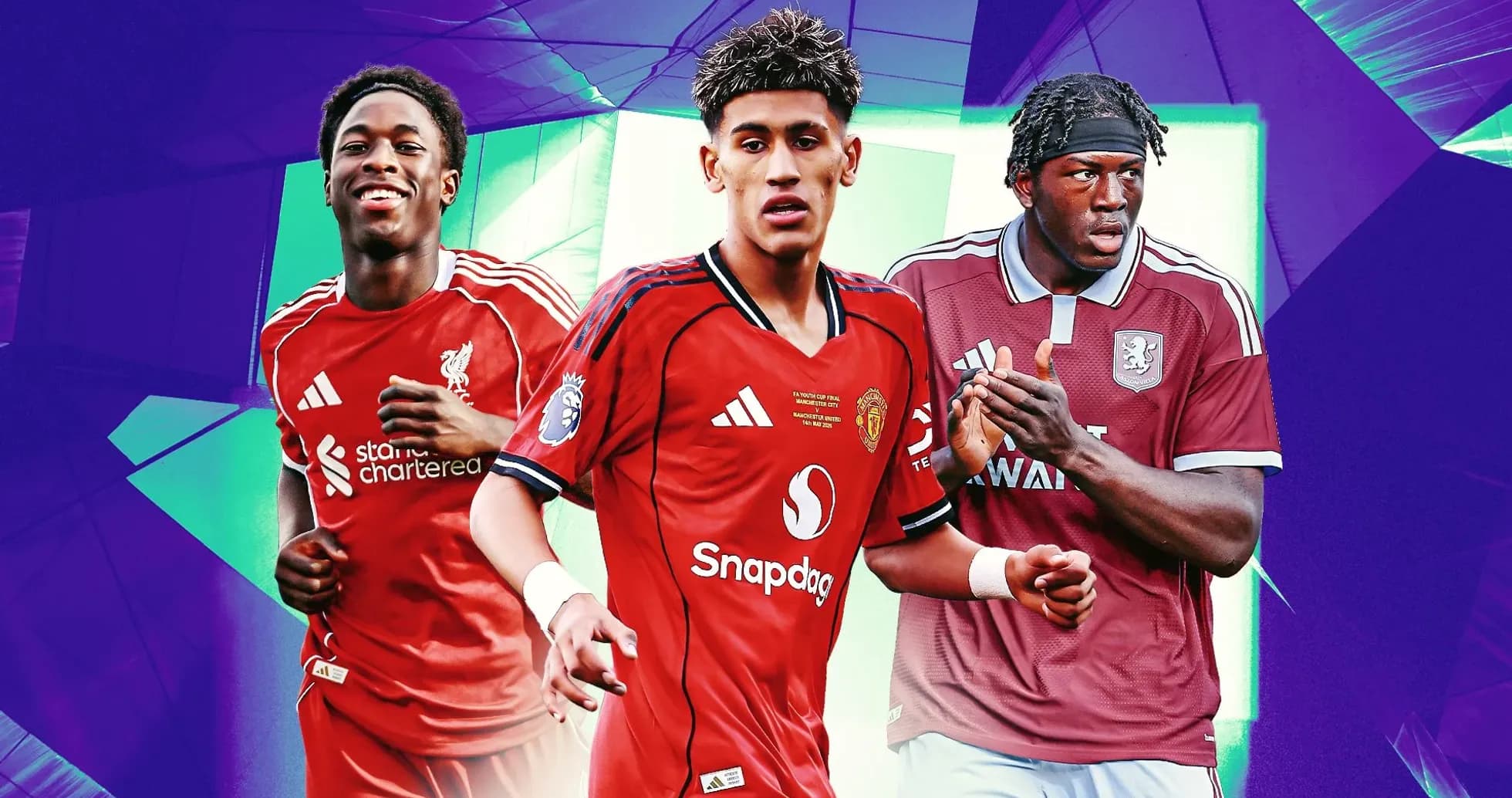 Tres jugadores de fútbol con camisetas de clubes diferentes