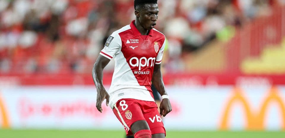 Chelsea cierra acuerdo de última hora para fichar a Lamine Camara como reemplazo de Enzo Fernández
