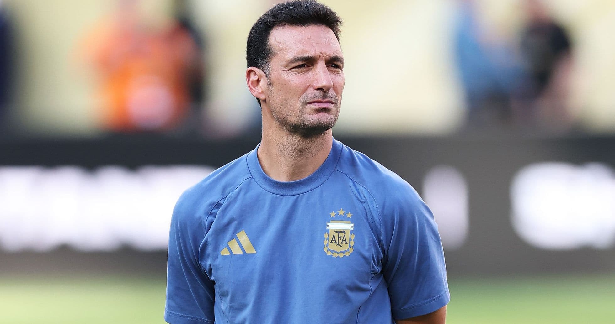 Jugadores de Argentina piden a Lionel Scaloni que renueve contrato tras ganar el Mundial 2022