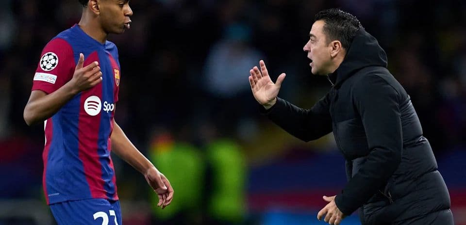 Xavi Hernández reflexiona sobre Figo, Messi, Ronaldinho, Neymar y su etapa como entrenador