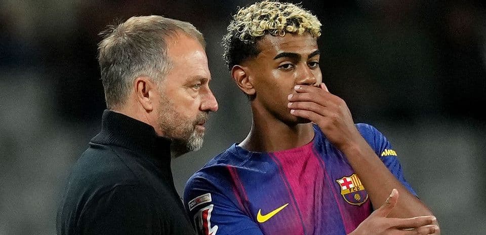 Hansi Flick elogia a Lamine Yamal mientras el joven talento de Barcelona recupera su sonrisa antes del duelo contra Rayo Vallecano