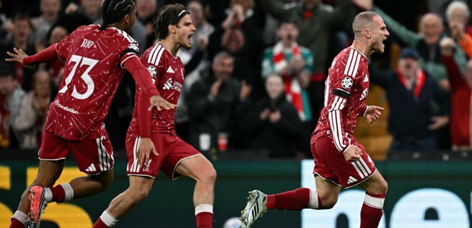 Iraola celebra la victoria de Liverpool contra Atlético de Madrid en Champions League