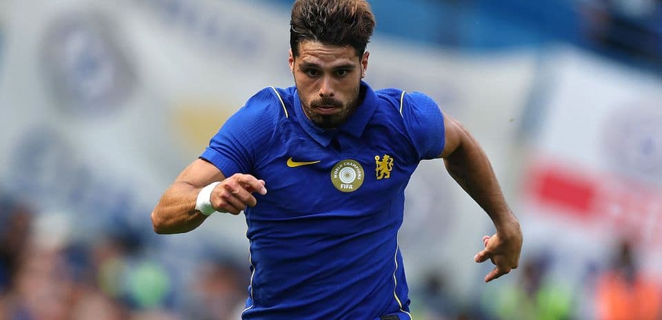Chelsea fija un precio récord por Pedro Neto mientras Al-Hilal acuerda términos personales y complica a Man City y Arsenal