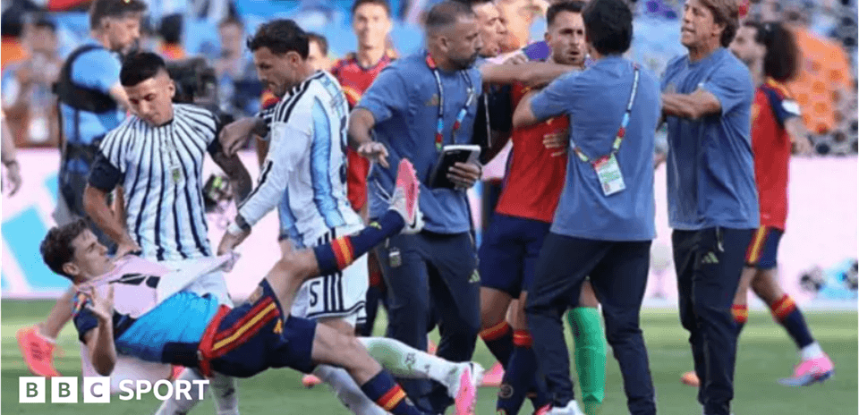 Gavi defiende que Paredes no debería ser suspendido tras el Mundial 2026