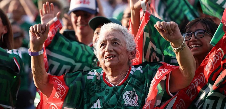 Los aficionados mexicanos brillan como el alma de la Copa Mundial 2026