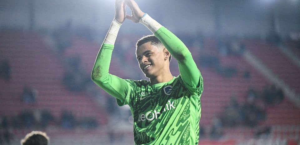 Liverpool asegura futuro con la contratación de Lucca Brughmans, portero prodigio belga, por £30 millones