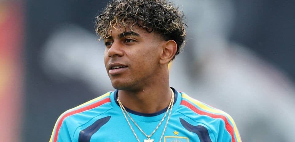 Tottenham Avanza en la Firma de Savinho y Apunta a Renovar su Ataque