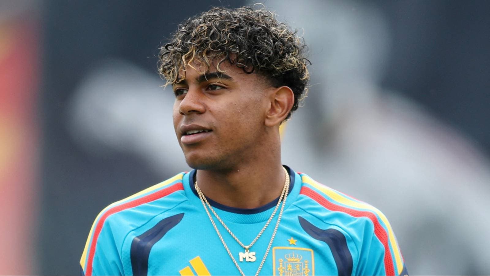 Tottenham Avanza en la Firma de Savinho y Apunta a Renovar su Ataque