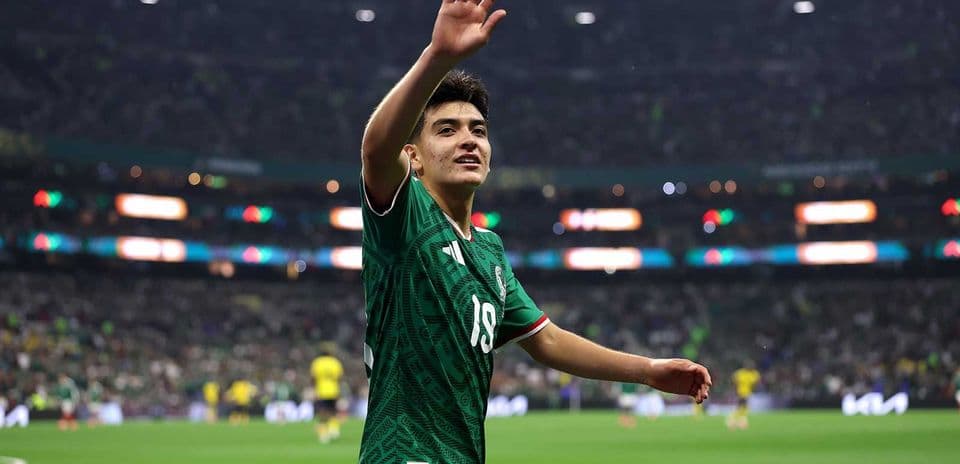 Liverpool sigue de cerca a Gilberto Mora, joven talento mexicano de 17 años