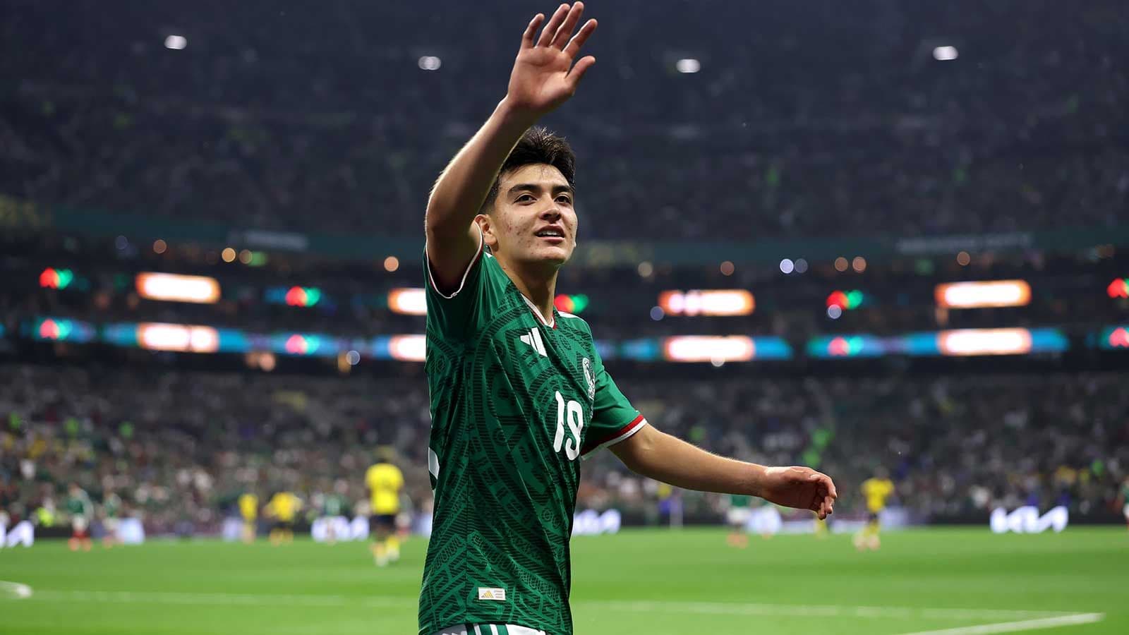 Liverpool sigue de cerca a Gilberto Mora, joven talento mexicano de 17 años