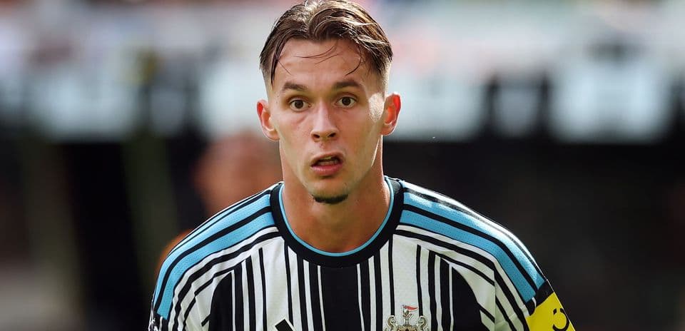 Sergej Barbarez acusa a Newcastle United de empeorar la lesión de Amar Dedic