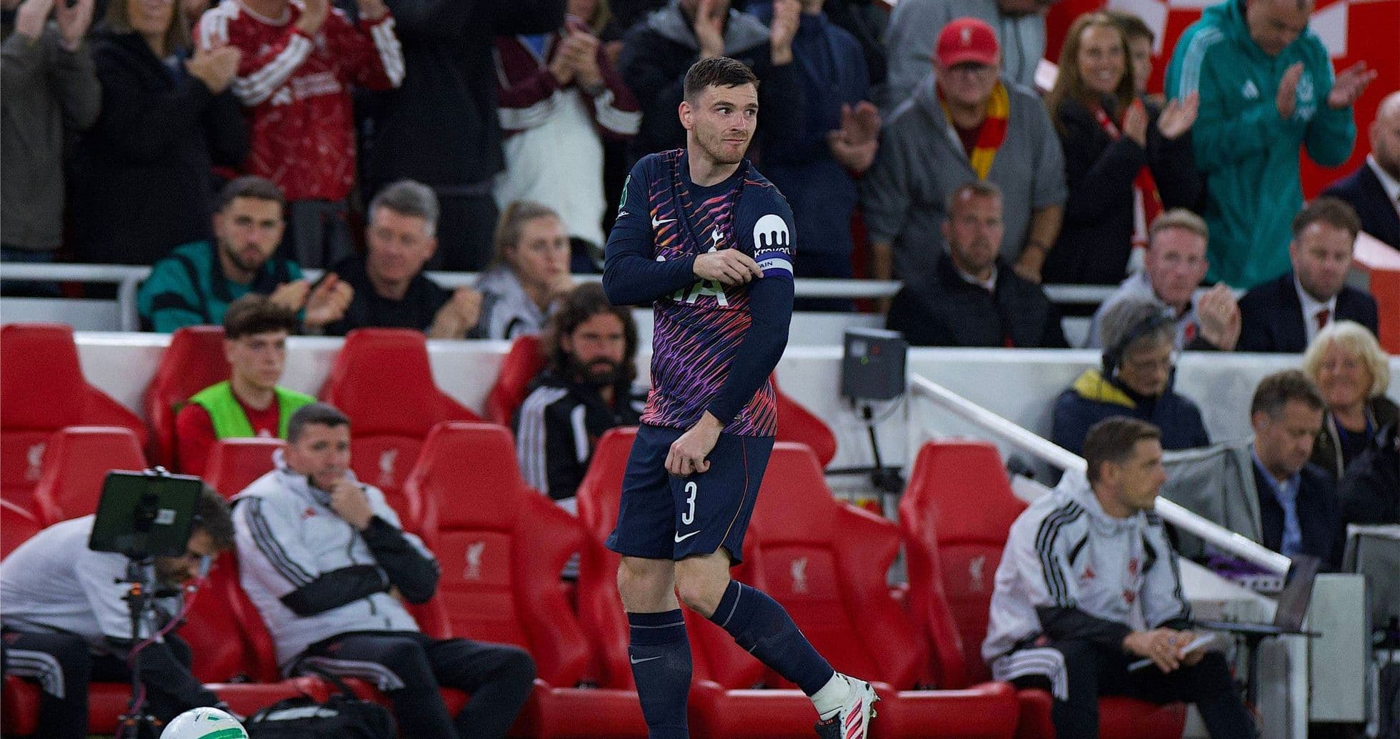 Liverpool elimina a Tottenham de la Carabao Cup con victoria 3-1 y emotivo regreso de Andy Robertson a Anfield
