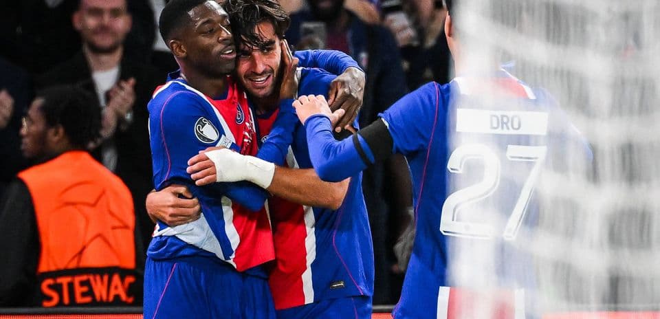 Ferran Torres y Ousmane Dembele brillan en la victoria contundente del PSG contra Slovan Bratislava