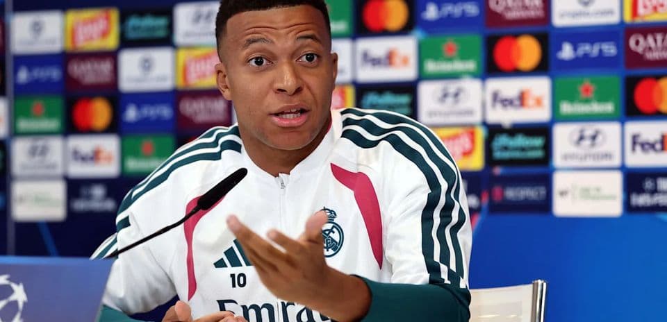 Kylian Mbappé responde a las comparaciones con Dembélé y Raphinha antes del debut en la Champions League