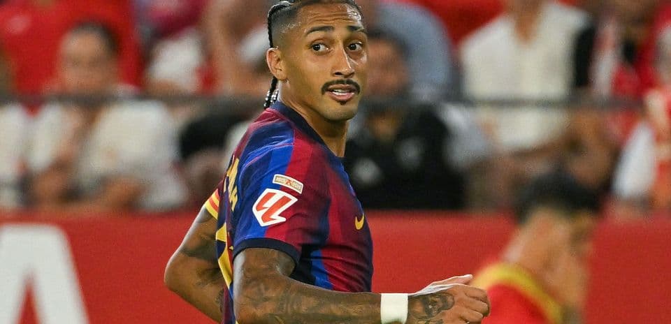 Luis García critica la exclusión de Raphinha del Balón de Oro tras triplete con Barcelona