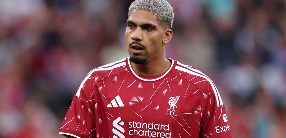 Ronald Araujo sorprendido por la velocidad de la Premier League tras su cesión al Liverpool desde Barcelona