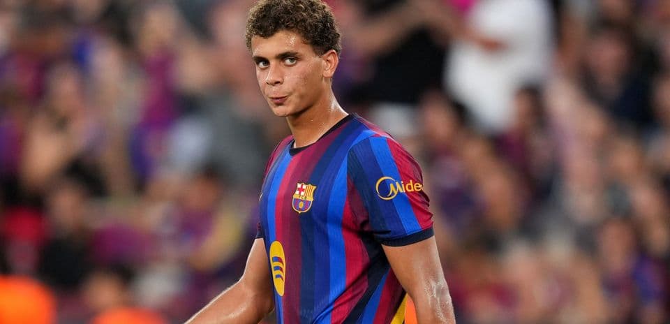 Barcelona registra a la joven estrella egipcia Hamza Abdelkarim en el primer equipo tras una pretemporada destacada