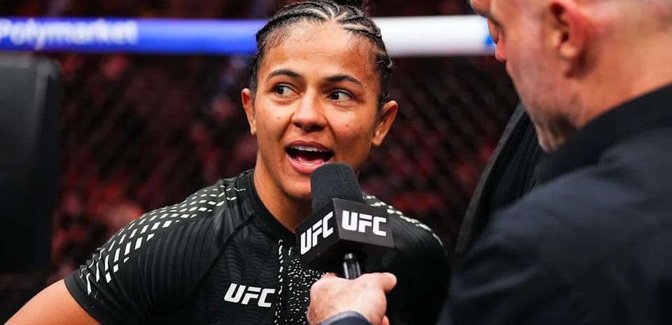 UFC 332: Natalia Silva y Wang Cong se enfrentan por el título vacante de peso mosca femenino
