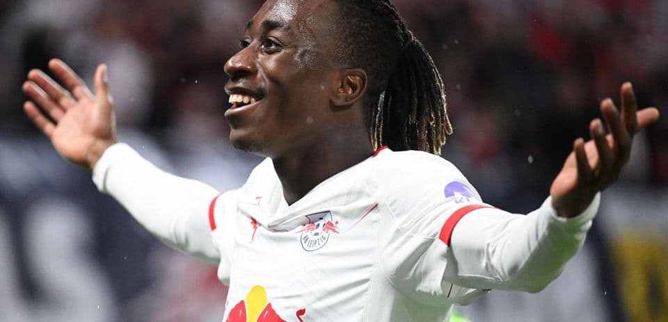 Diomande mantiene la calma mientras Real Madrid sigue negociando con Leipzig