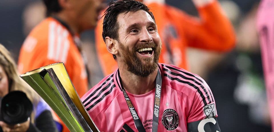 Carolina Holguin pide a Lionel Messi que respete la historia del Eldense tras la compra del club