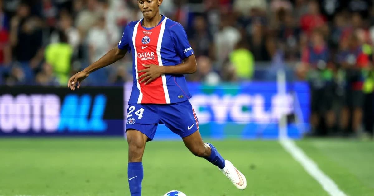 Senny Mayulu de PSG se lesiona con la selección francesa sub-21