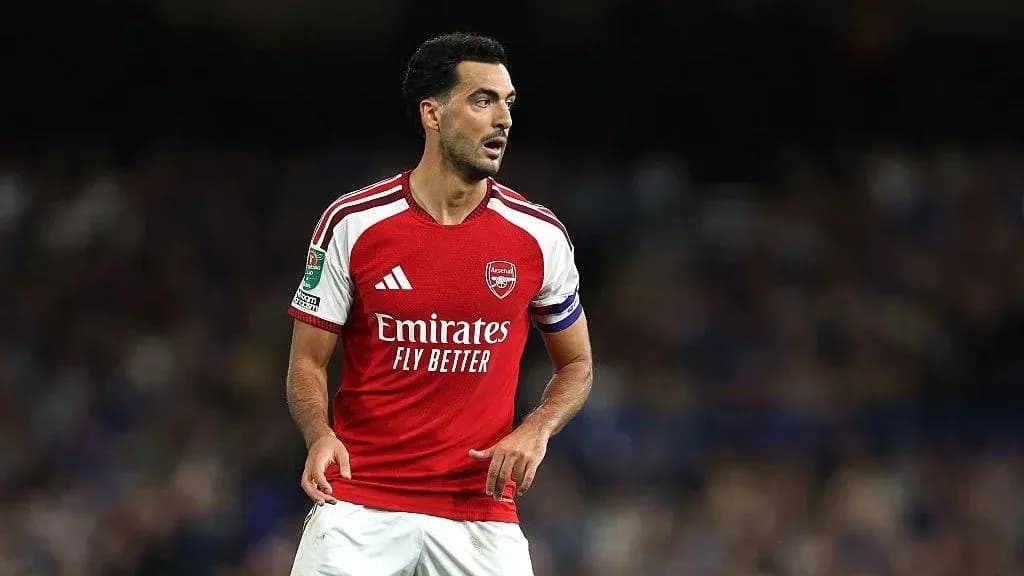 Jugador de Arsenal en acción durante un partido Jugador de Arsenal en acción durante un partido