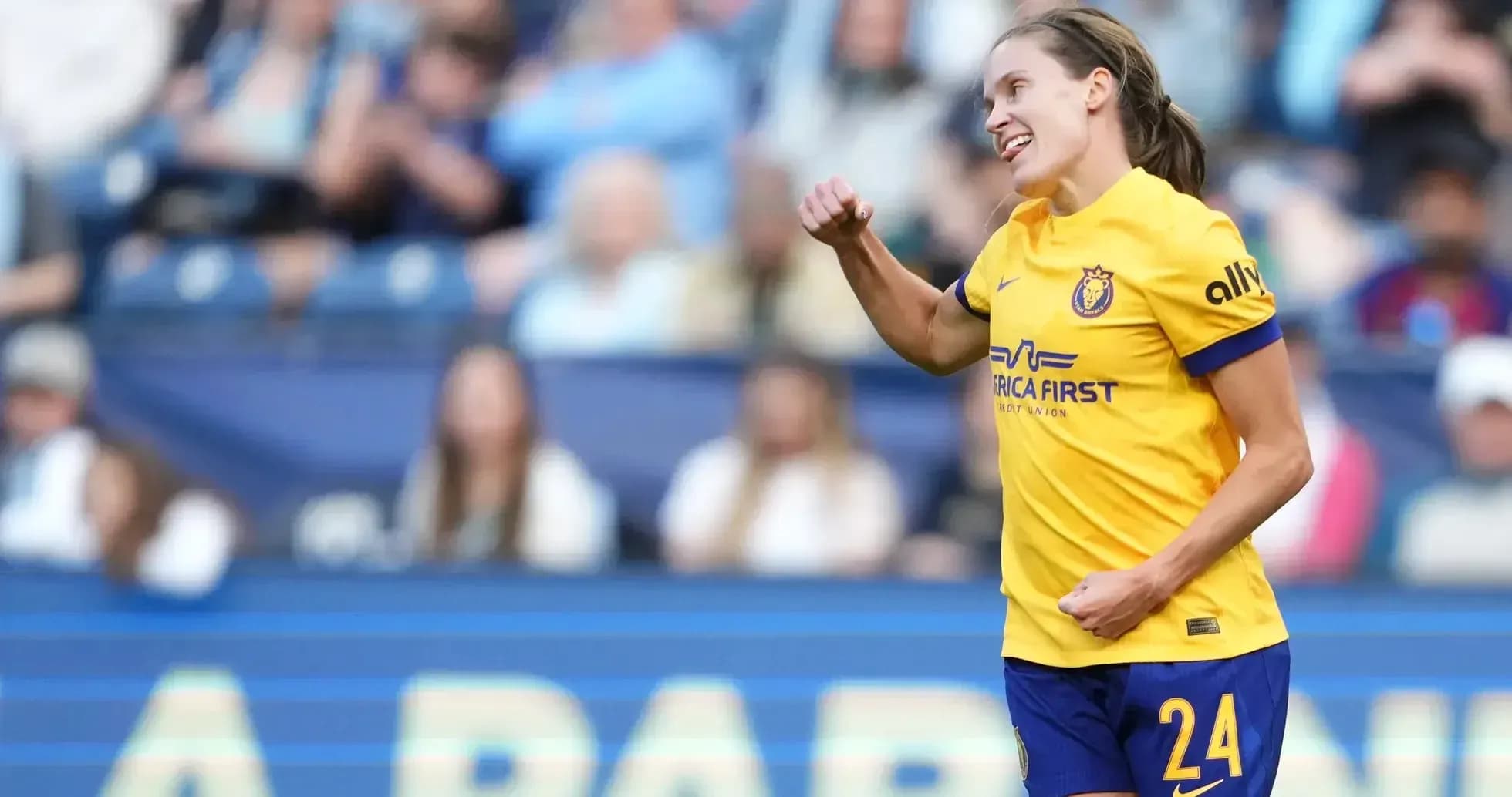 Jugadora de Utah Royals celebrando un gol Jugadora de Utah Royals celebrando un gol
