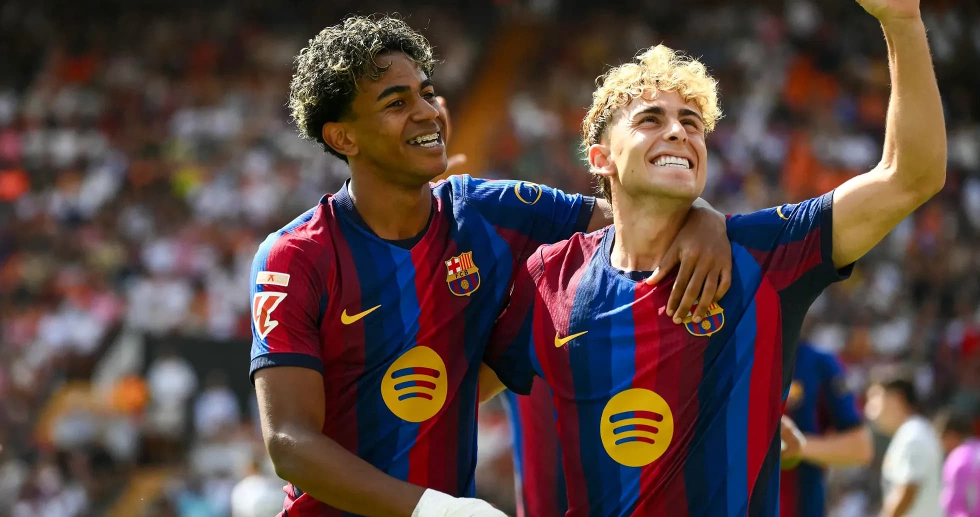 Jugadores de Barcelona celebrando un gol Jugadores de Barcelona celebrando un gol