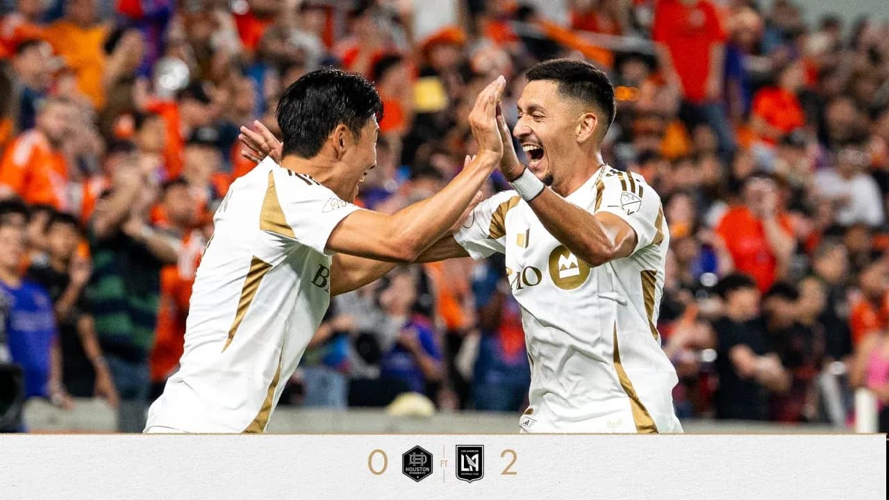 Jugadores de Los Angeles FC II celebrando gol Jugadores de Los Angeles FC II celebrando gol