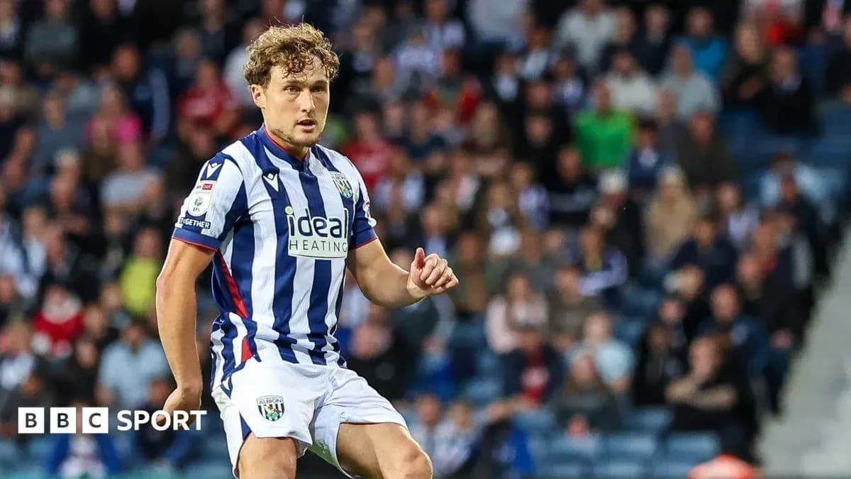 Jugador de West Bromwich Albion en acción durante el partido Jugador de West Bromwich Albion en acción durante el partido