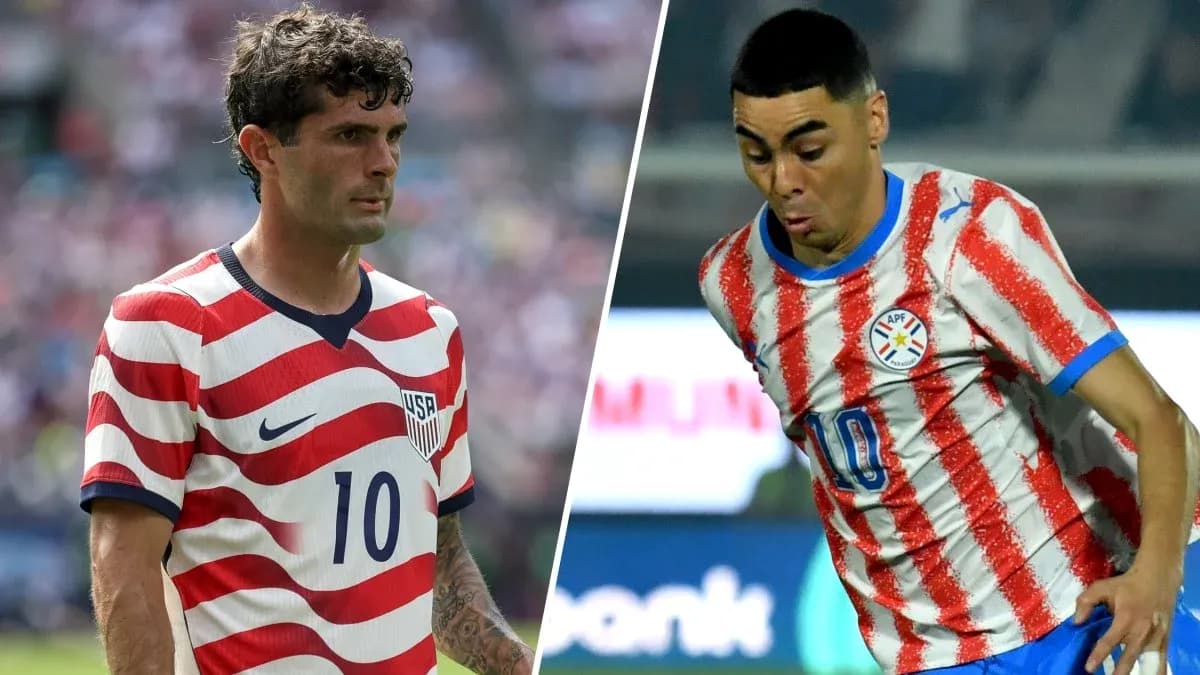 Jugadores de Estados Unidos y Paraguay en acción Jugadores de Estados Unidos y Paraguay en acción