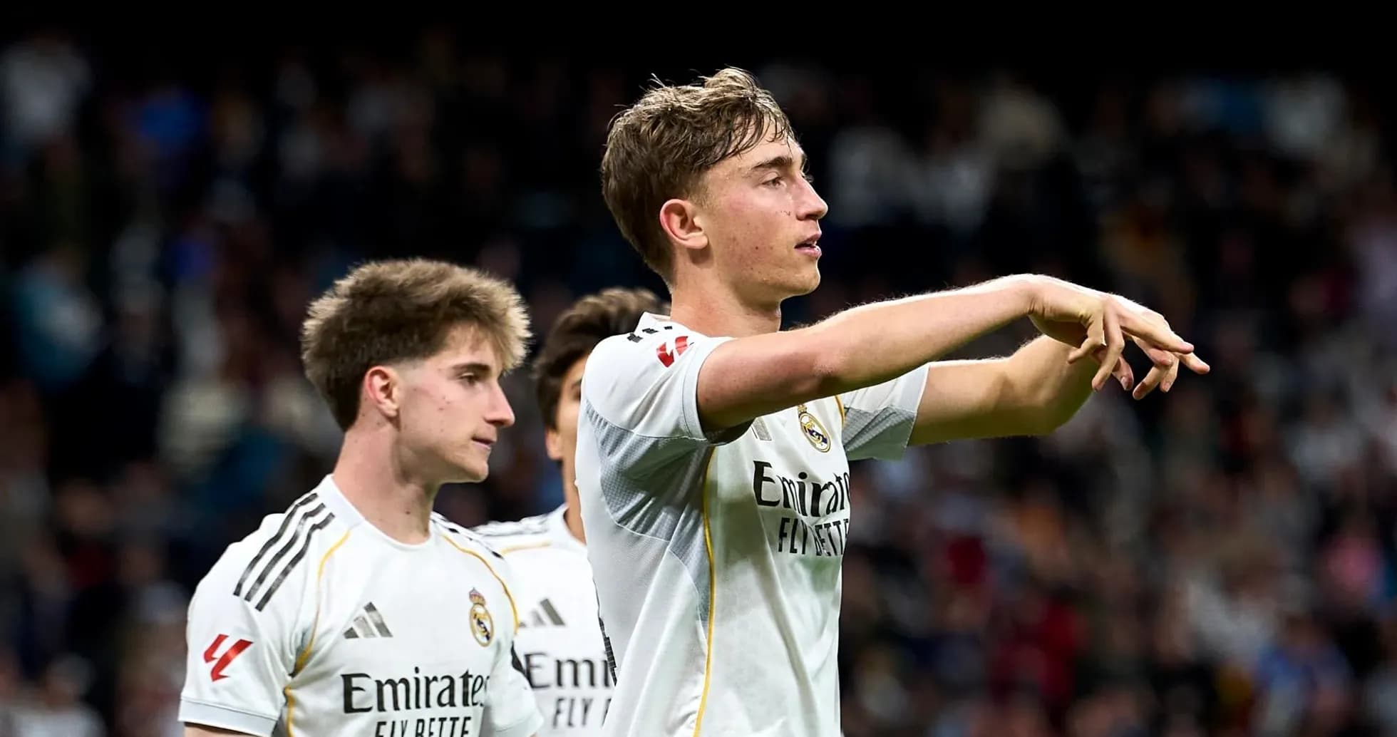 Jugadores de Real Madrid en acción durante el partido Jugadores de Real Madrid en acción durante el partido