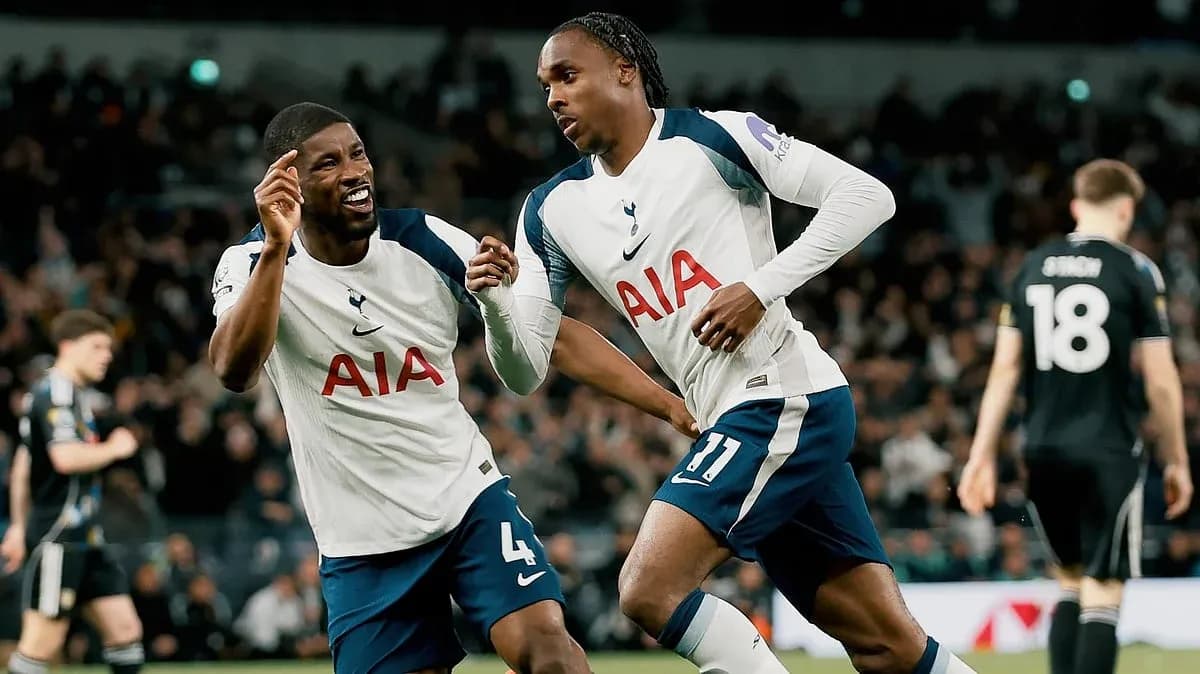 Jugadores del Tottenham celebrando un gol Jugadores del Tottenham celebrando un gol