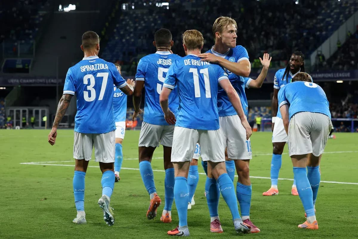 Jugadores del Napoli celebrando un gol Jugadores del Napoli celebrando un gol