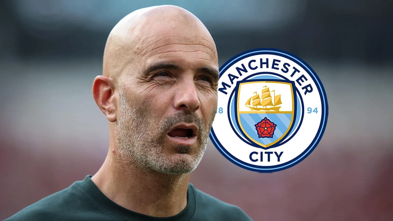 Entrenador de Manchester City con logo del equipo Entrenador de Manchester City con logo del equipo