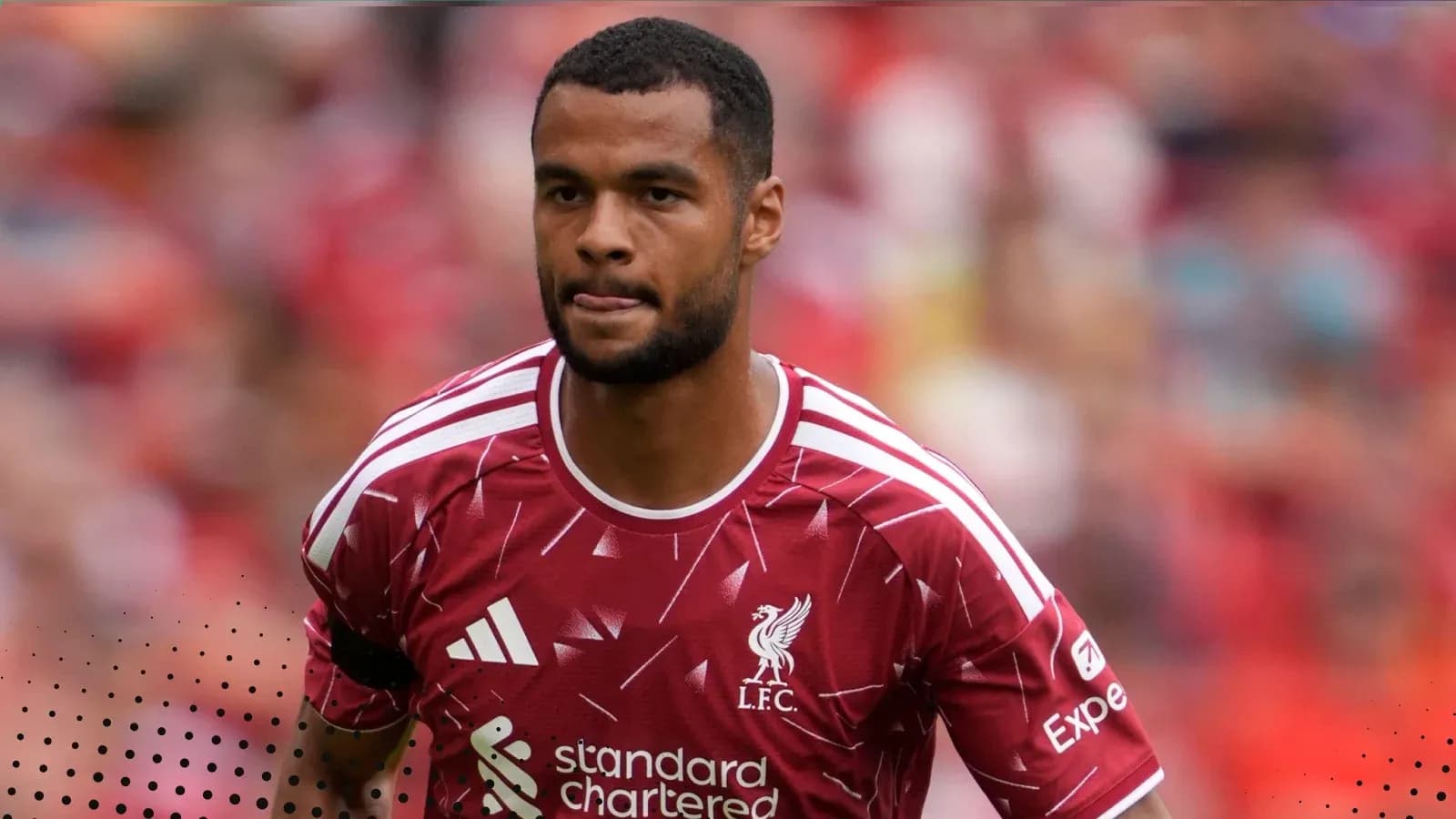 Jugador de Liverpool en acción durante un partido Jugador de Liverpool en acción durante un partido