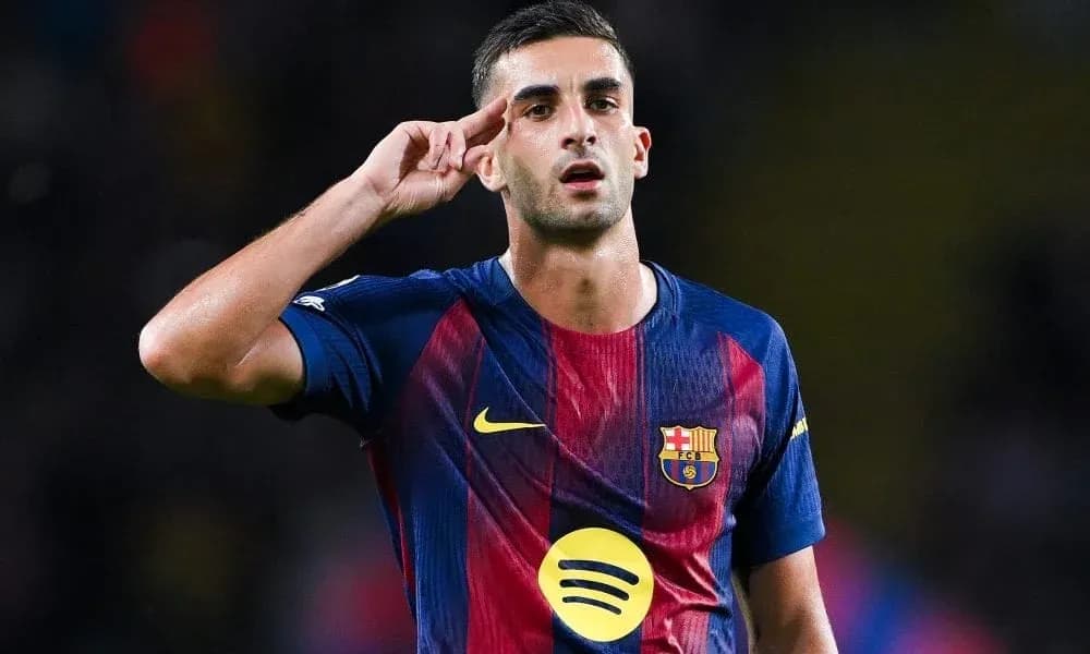 Jugador de Barcelona saludando tras una jugada Jugador de Barcelona saludando tras una jugada