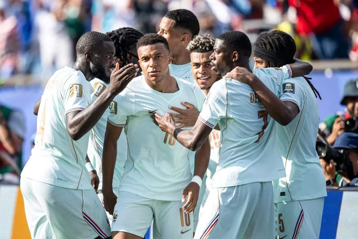 Jugadores de Francia celebrando un gol en el partido Jugadores de Francia celebrando un gol en el partido