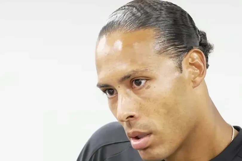 Jugador hablando durante una entrevista Jugador hablando durante una entrevista