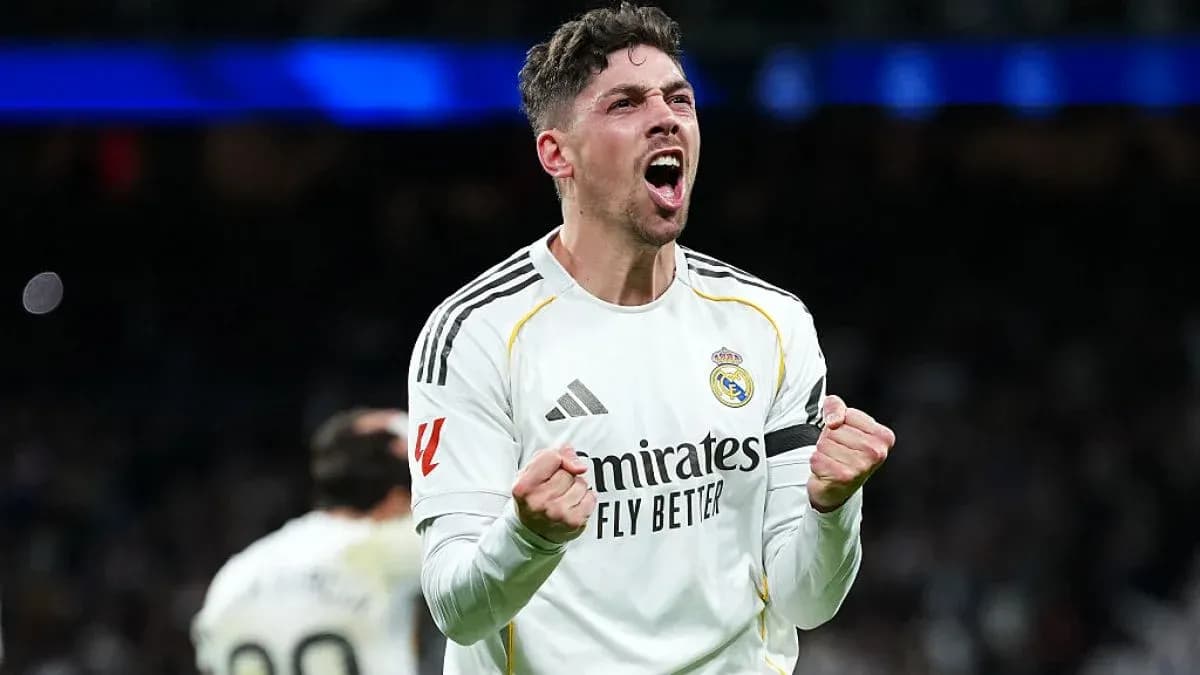 Jugador del Real Madrid celebrando un gol Jugador del Real Madrid celebrando un gol