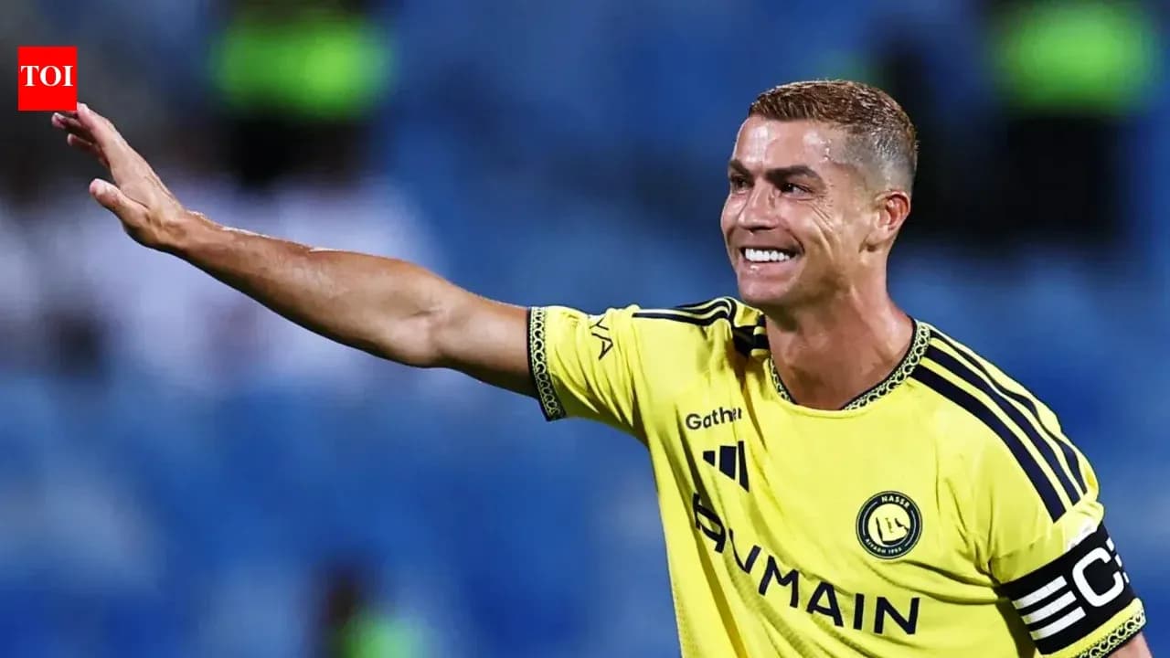 Jugador saludando al público durante el partido Jugador saludando al público durante el partido