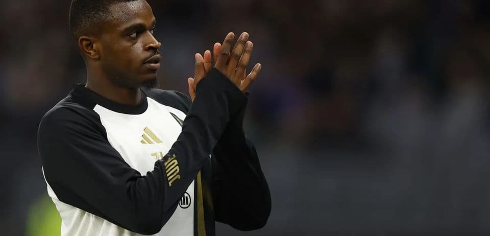 Juventus busca renovar contrato con el internacional francés Pierre Kalulu Juventus busca renovar contrato con el internacional francés Pierre Kalulu